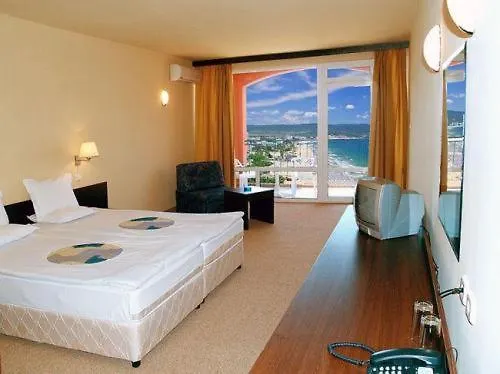 公寓式酒店 Carina