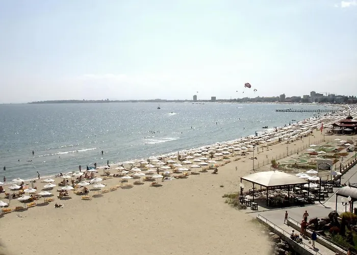 Carina 公寓式酒店