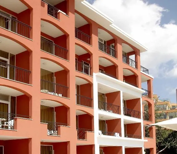 Carina Апартхотел 3*