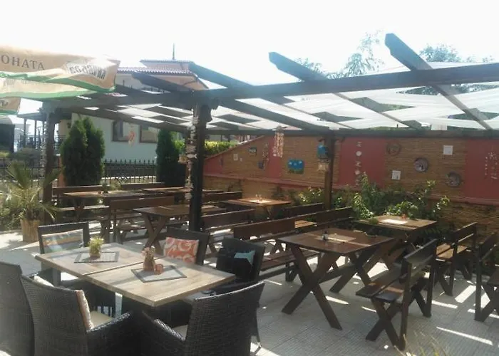 Апартхотел Carina